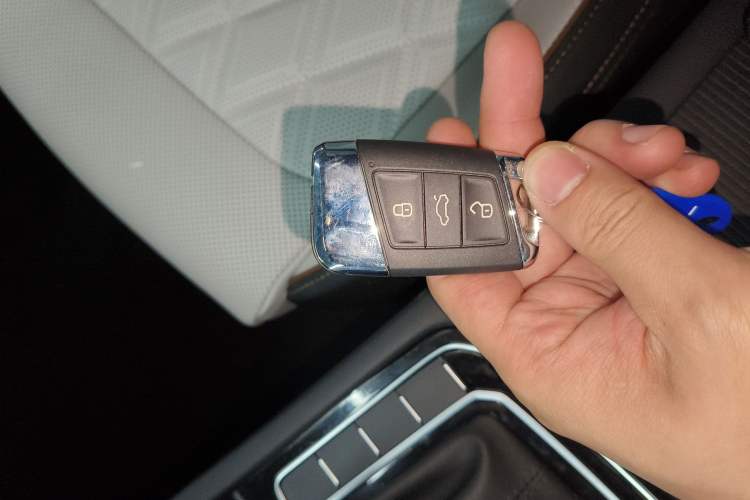 Used Volkswagen Magotan 2023 2 Million Units Limited Edition 330TSI DSG Leading Version Vehicle Key