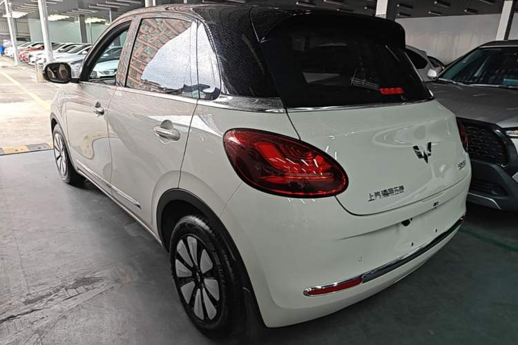 Used Wuling Bingo 2023 410 km Lingxi Deluxe Edition
