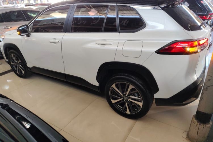 Used Toyota FRONTLANDER 2022 2.0L CVT Luxury PLUS Edition