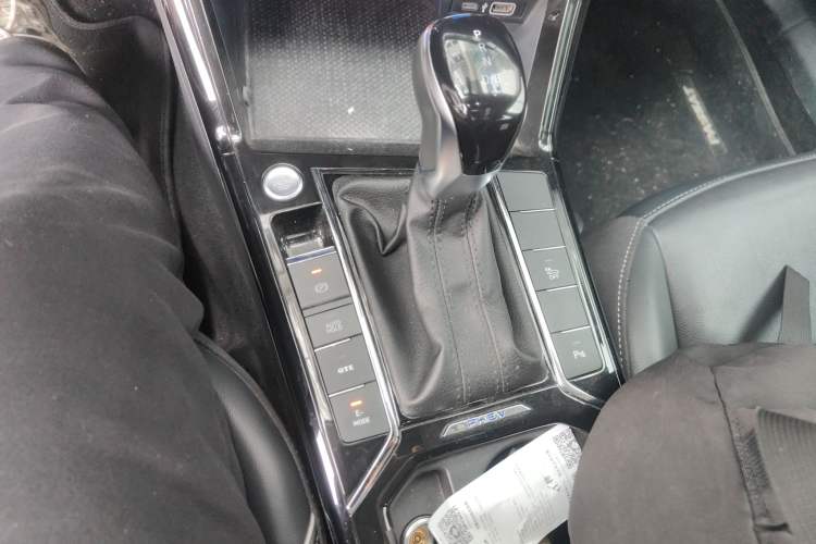 Used Volkswagen Passat New Energy 2023 430 PHEV Hybrid Elite Edition Gear Lever