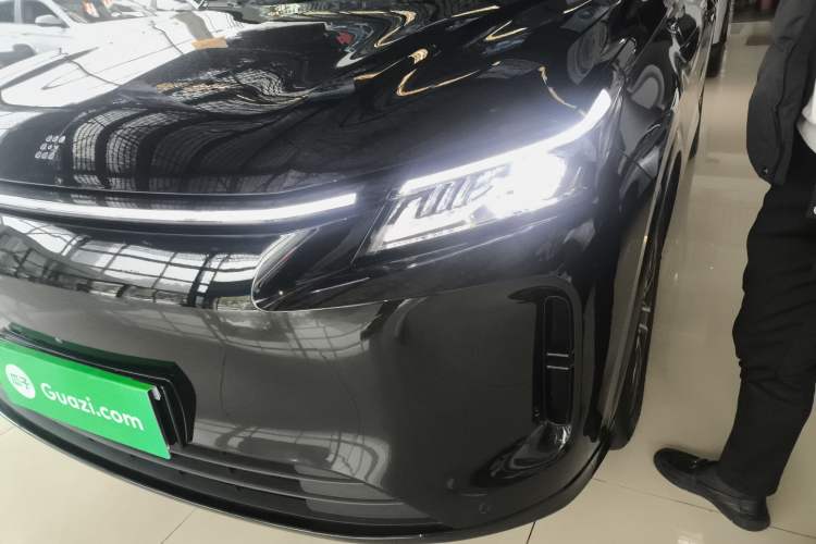 Used Landian E5 PLUS 2026 Model 165km Long-Range First-Adoption Version Ultra 5-seater
