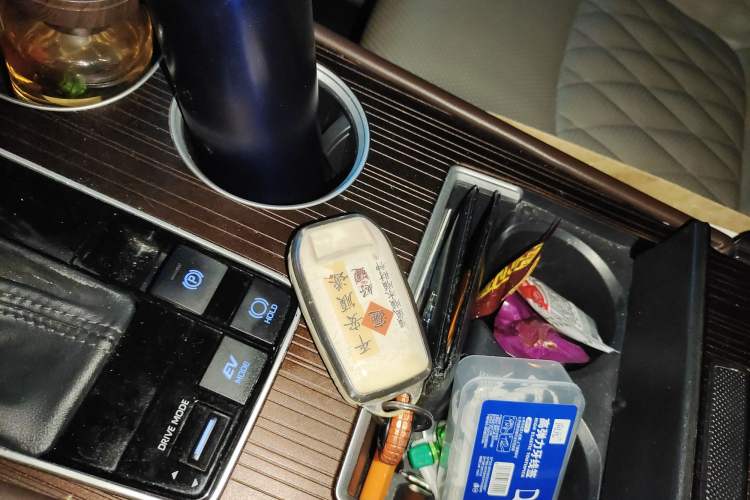 Used Toyota SIENNA 2021 2.5L Hybrid Premium Edition