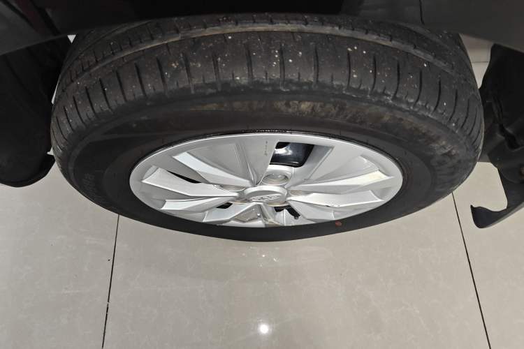 Used JAC Refine M3 2022 PLUS 1.5T 7-Seater Standard Model
