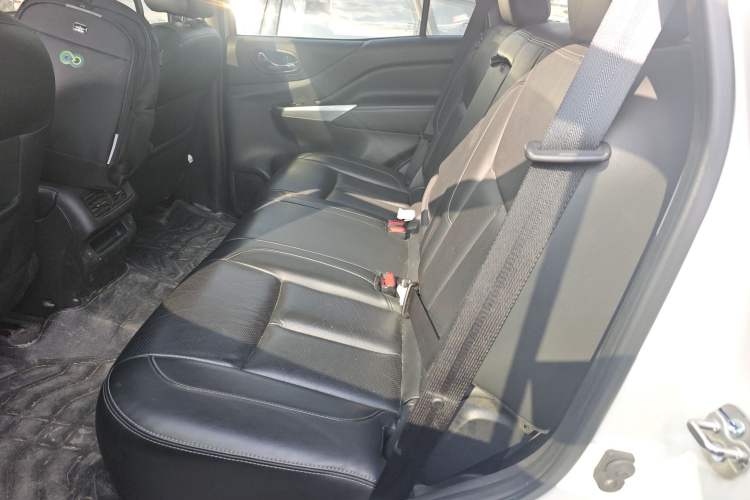 Used Nissan Terra 2020 2.5L XV 4WD Automatic Four-Wheel Drive Flagship Edition Left Rear Seat