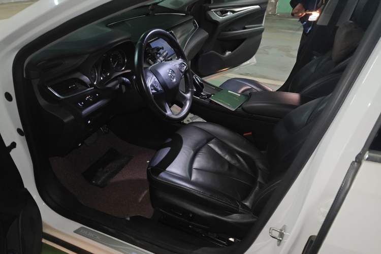 Used Buick LaCrosse 2016 Revised Version 28T Elite Edition Left Front Seat