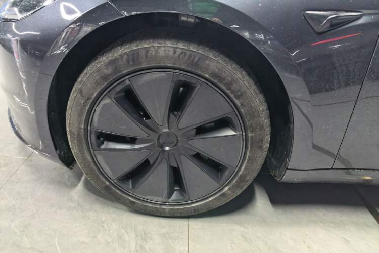 Used Tesla Model 3 2025 Rear-Wheel-Drive Version
