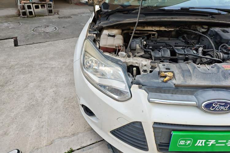 Used Ford Focus 2012 Sedan 1.6L Automatic Comfort Model
