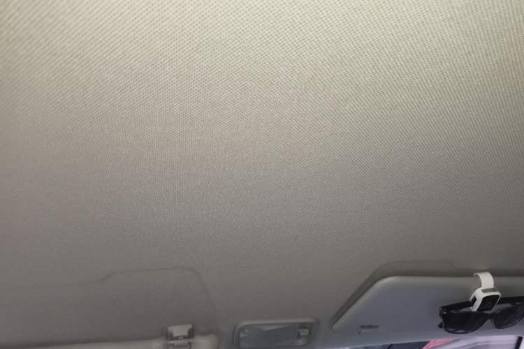 Used Wuling Hongguang MINIEV 2021 Macaron Fashion Model Lithium Iron Phosphate Headliner