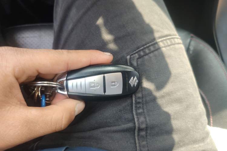 Used Suzuki S-Cross 2014 1.6L CVT Two-Wheel Drive Elite Version
