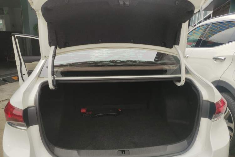 Used Buick GT 2018 15T Dual-Clutch Advanced Model China V Standard Trunk