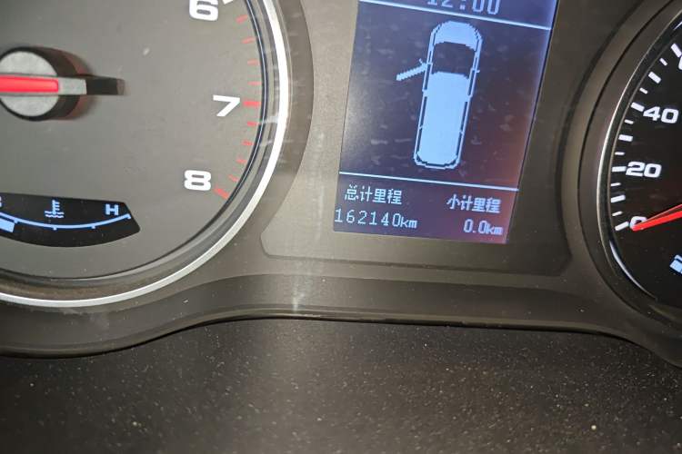 Used JAC Refine M4 2017 2.0T Manual Comfort Version