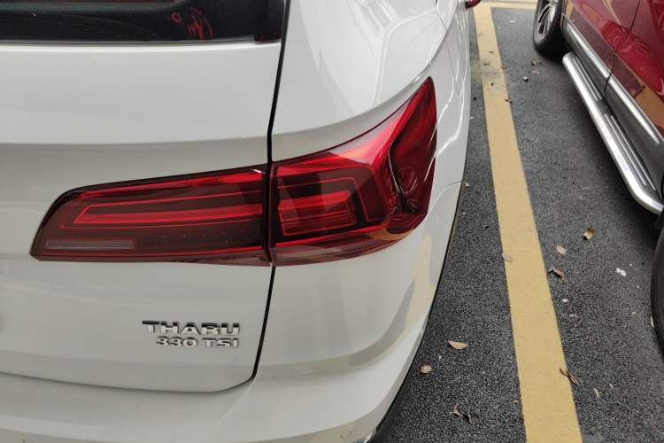 Used Volkswagen Tharu 2019 330TSI Four-Wheel Drive Luxury Edition China VI Standard Right Rear Taillight