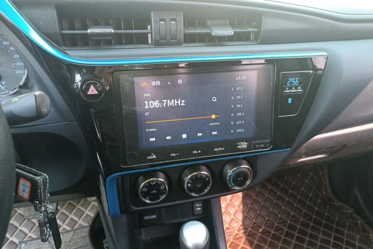 Used Toyota Levin 2018 185T CVT Luxury Edition China V Standard Audio And AC Panel