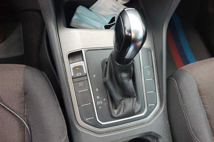 Used Volkswagen Golf Sportsvan 2016 1.6L Automatic Comfort Model
