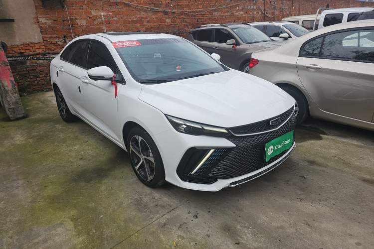 Used Geely Auto Emgrand L 2022 1.4T CVT Flagship Edition Front Right 45 Deg