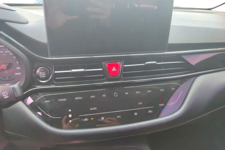 Used JAC Refine S4 2019 1.6L CVT Superior Edition