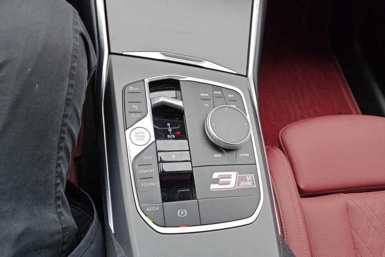 Used BMW 3 Series 2025 325i M Sport Package Gear Lever