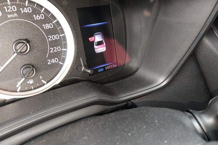 Used Toyota Corolla 2019 1.2T S-CVT GL Pioneer Edition Odometer Close Up