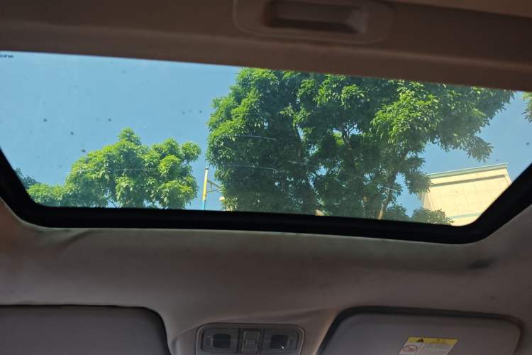 Used CHANGAN KAICHENG Oushang A600 2016 1.5L Manual Luxury 7-Seater Headliner