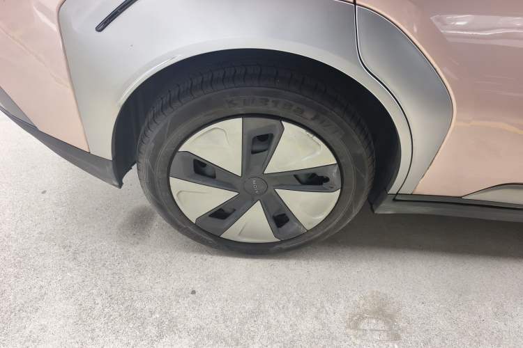 Used AION Y 2023 Younger
