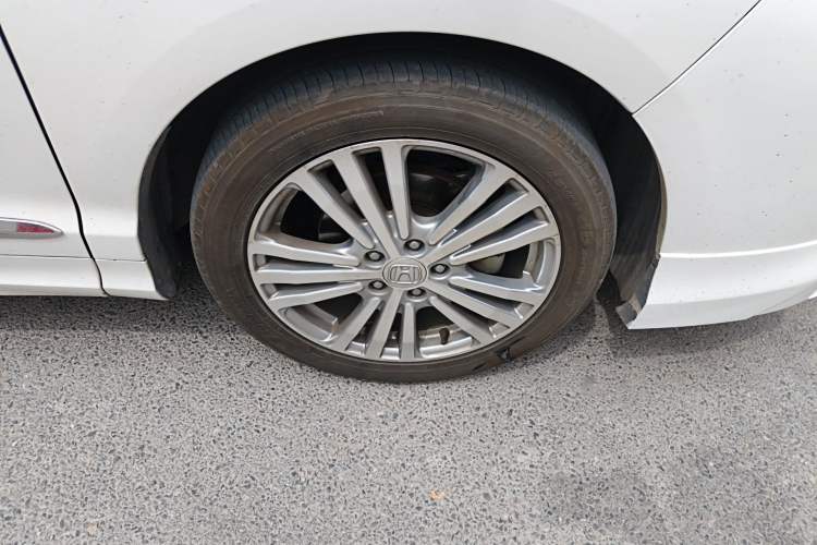 Used Honda Elysion 2016 2.4L Supreme Edition Right Front Wheel Hub