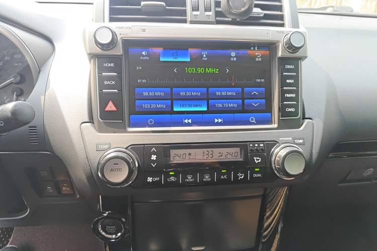 Used Toyota Prado 2016 2.7L Automatic Standard Edition Audio And AC Panel