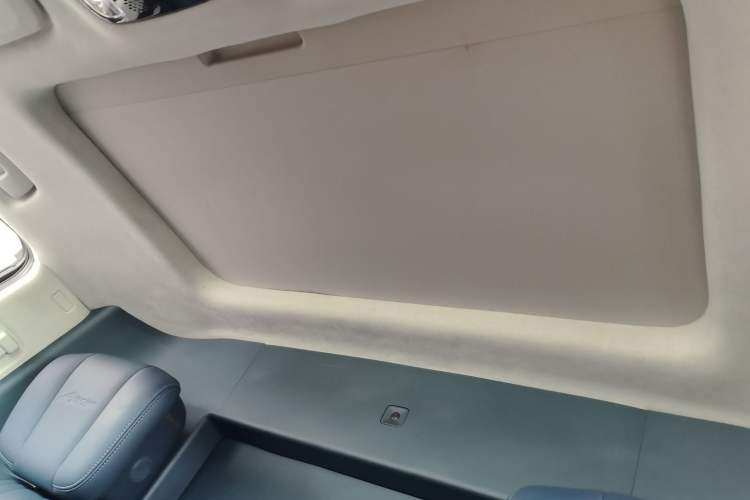 Used Buick Century 2023 2.0T Four-Seat Private Edition Headliner