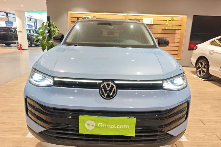 Used Volkswagen Tharu 2025 NewRui 300TSI Prestige Edition
