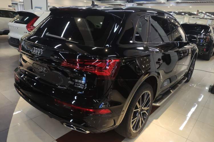 Used Audi Q5L 2025 quattro 45th Anniversary Edition 45 TFSI Luxury Dynamic Model