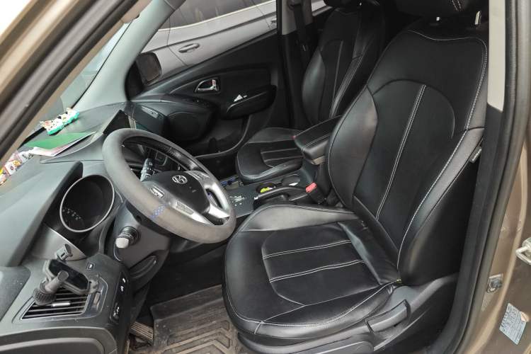 Used Hyundai ix35 2013 2.0L Automatic Two-Wheel Drive Smart GLS China IV Standard
