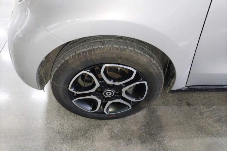 Used smart forfour 2016 0.9T 66 kW Pioneer Edition
