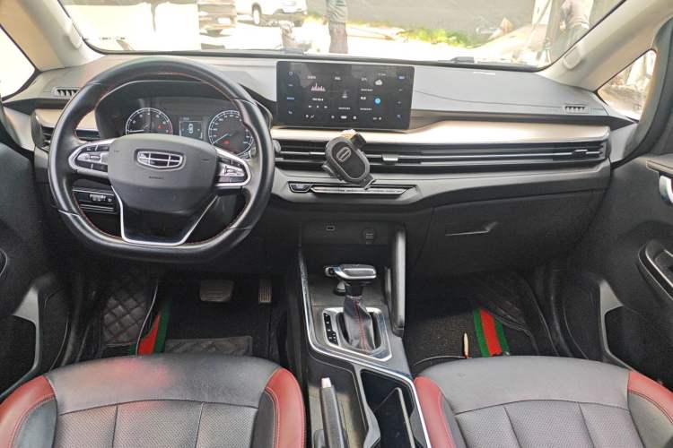 Used Geely Auto Vision X3 2021 PRO 1.5L CVT Deluxe Model
