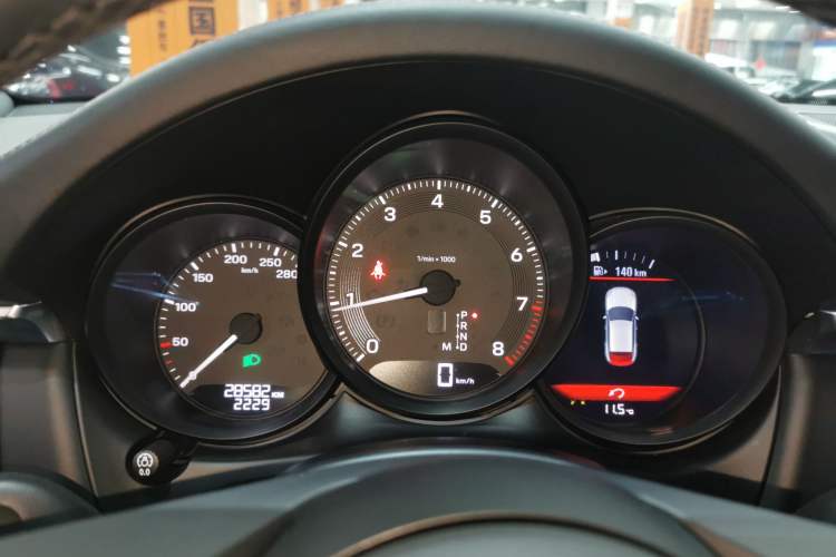 Used Porsche Macan 2023 Macan 2.0T
