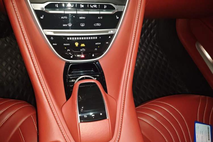 Used AstonMartin DB11 2019 4.0T V8 Coupe