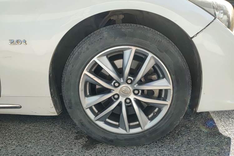 Used Infiniti Q50L 2015 2.0T Enjoyment Edition