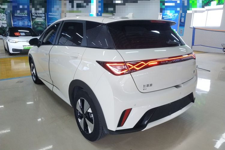 Used BYD Dolphin 2023 420 km Fashion Edition Rear Left 45 Deg