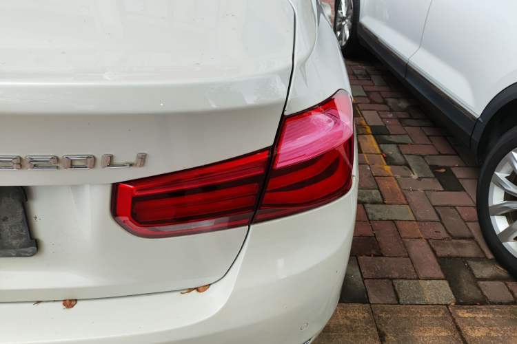 Used BMW 3 Series 2017 320Li Fashion Model
