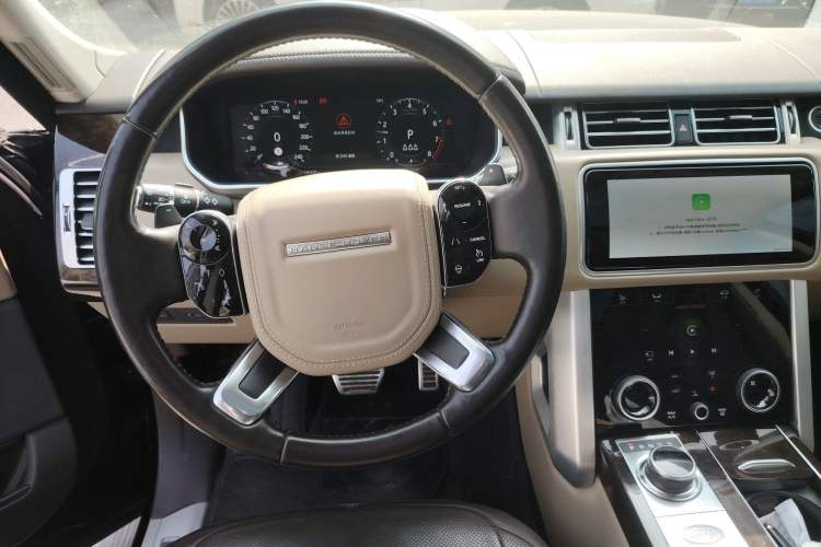 Used Land Rover Range 2021 3.0 L6 Century Extended Classic Edition