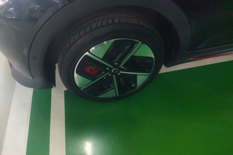 Used smart #1 2022 BRABUS Performance Edition Left Front Wheel Hub