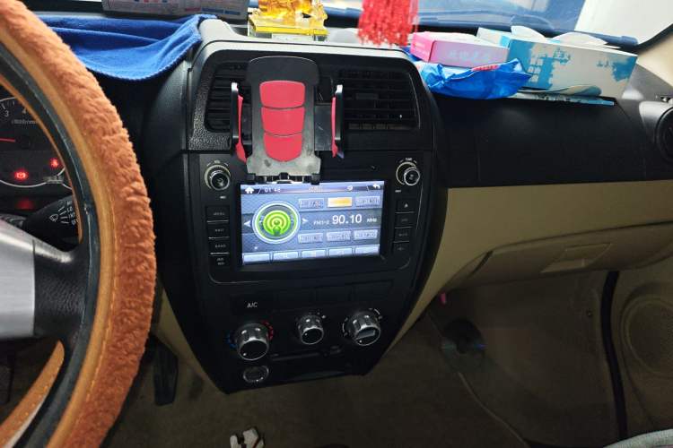 Used Dongfeng Xiaokang C37 2012 1.4L Entrepreneur II Type DK13-06 Audio And AC Panel