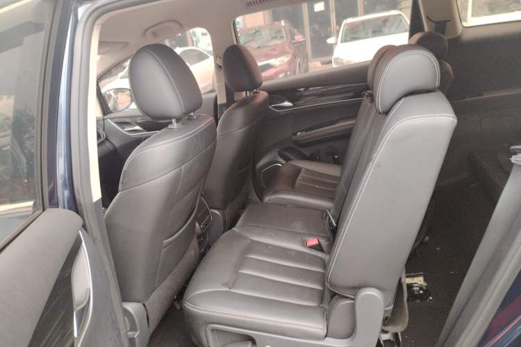 Used BYD Song MAX 2017 1.5T Manual Smart Connect Luxury 7-Seater