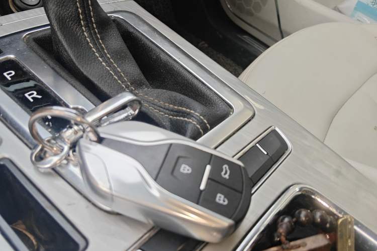 Used Hanteng X5 2018 1.5T CVT Luxury Edition Vehicle Key