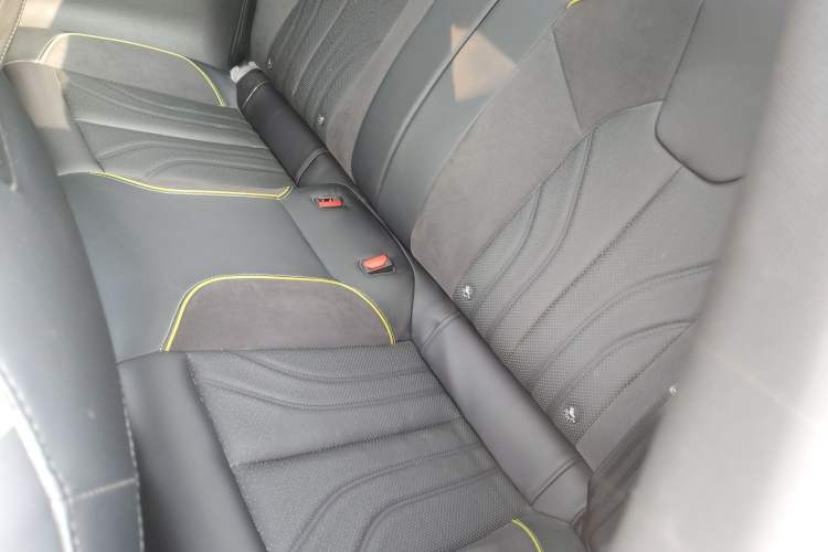 Used NETA GT 2023 560 Left Rear Seat