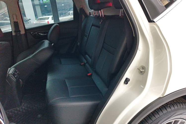 Used Nissan X-Trail 2025 Honor 2.0L Two-Wheel Drive Leading Edition Left Rear Seat