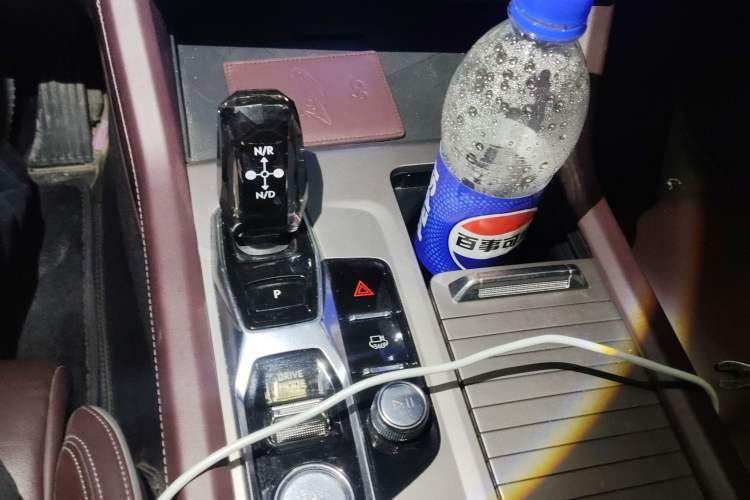 Used Lynk & Co 09 2021 2.0T Ultra Six-Seater
