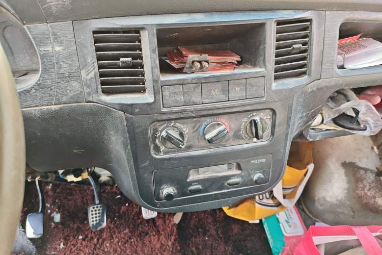 Used Wuling Zhiguang 2010 1.0L Liye Edition