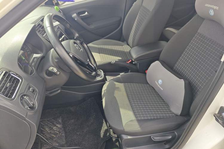 Used Volkswagen Polo 2018 1.5L Automatic Enjoyment Model
