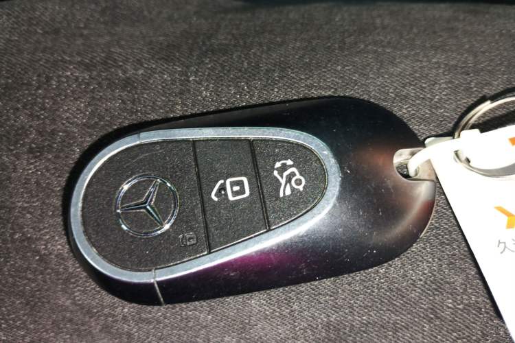 Used Mercedes-Benz EQE 2022 350 First Edition Special Version Vehicle Key
