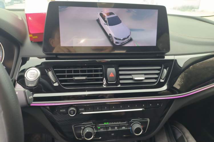 Used BMW 1 Series 2023 125i M Sport Night Edition Audio And AC Panel