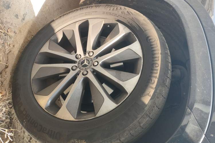 Used Mercedes-Benz GLE 2023 GLE 350 4MATIC Stylish Model
